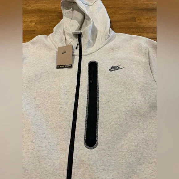Nike Men's Full Zip Hoodie Tech Fleece Gray 2XL DD4688 100 Pockets New With Tags
